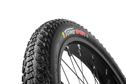 Close-up of fat tire on Shengmilo MX06 Step Through E-bike with 500W motor and hydraulic oil brake